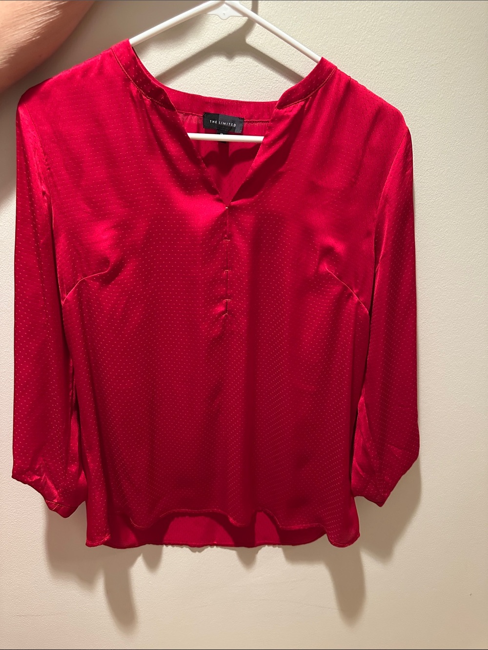 The Limited Red V-Neck 3/4 Sleeve Blouse